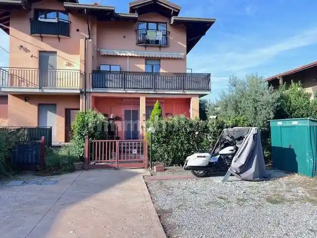 Appartamento in vendita a Bonate Sopra