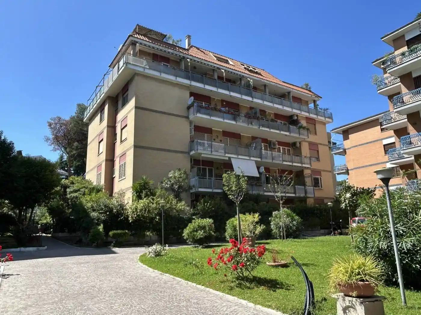 Appartamento in vendita a Roma