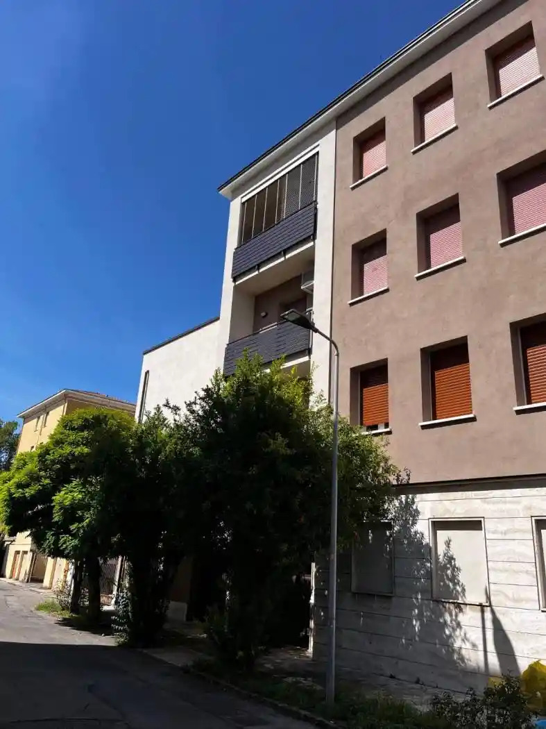 Appartamento in vendita a Modena