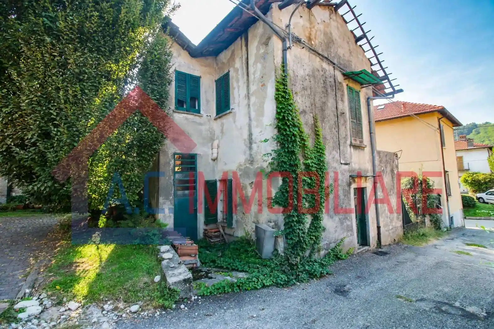 Casa indipendente in vendita a Vergiate
