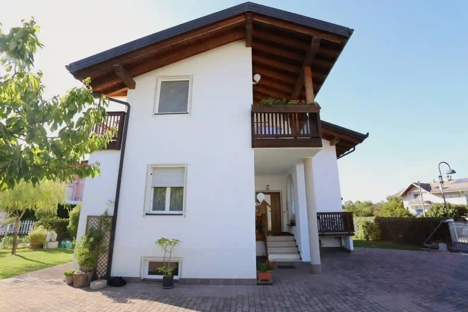 Villa - foto 2