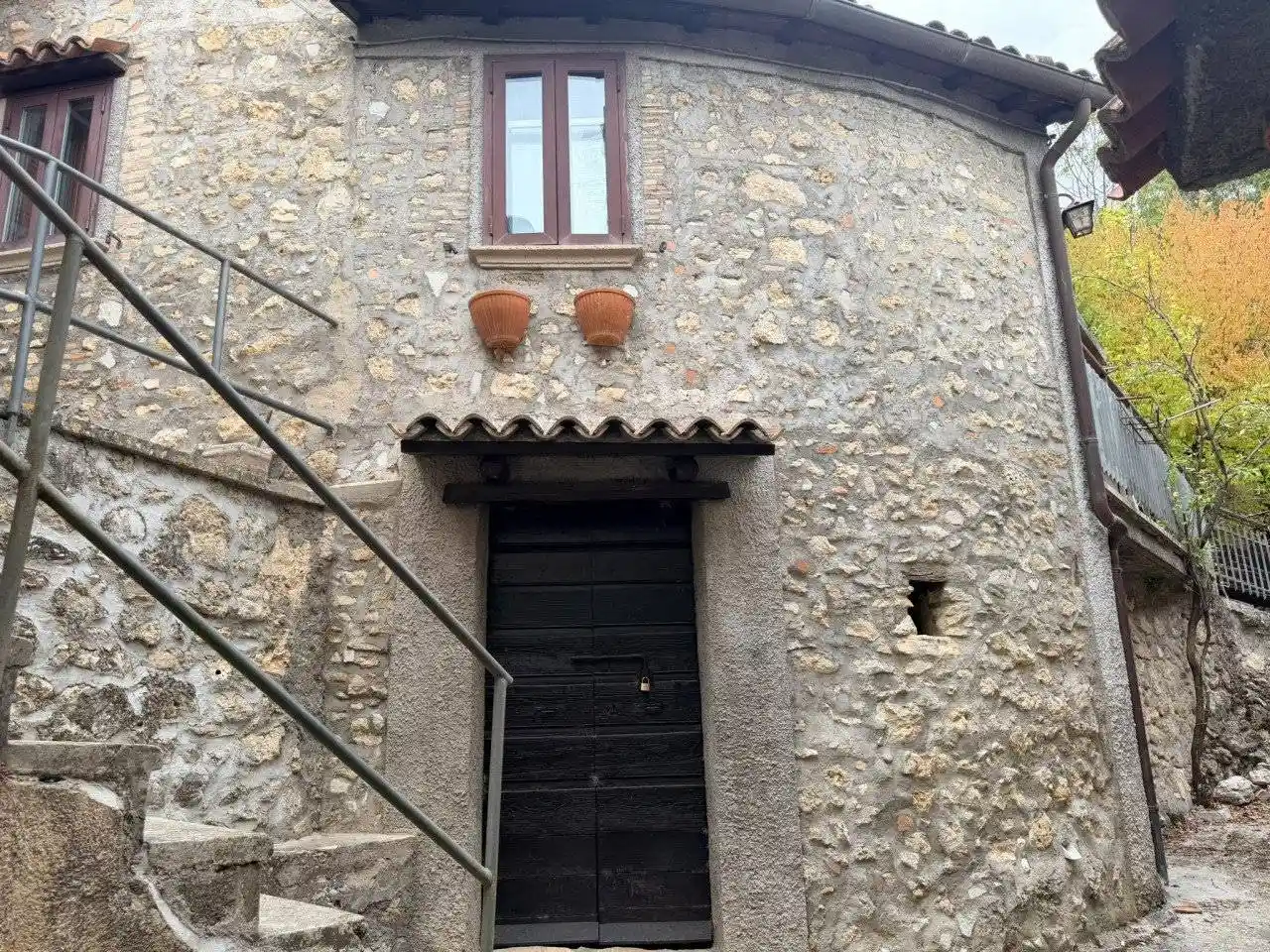 Casa indipendente in vendita a Poggio Bustone