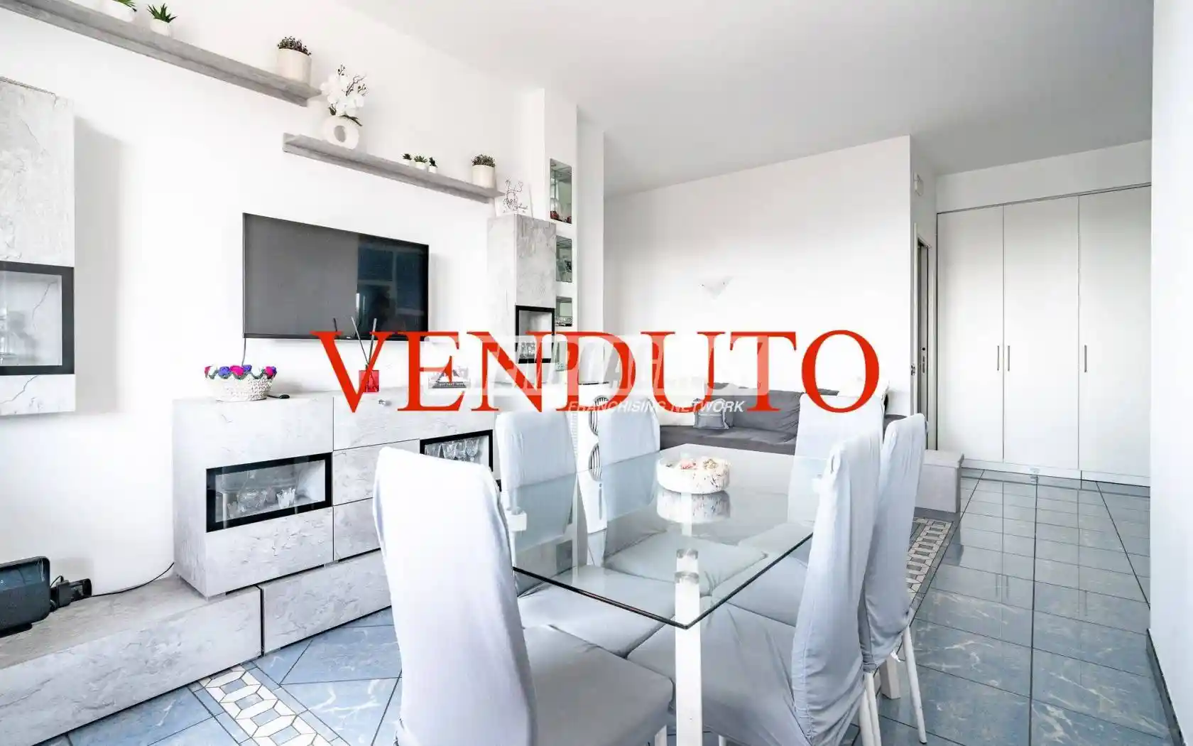 Appartamento in vendita a Garbagnate Milanese