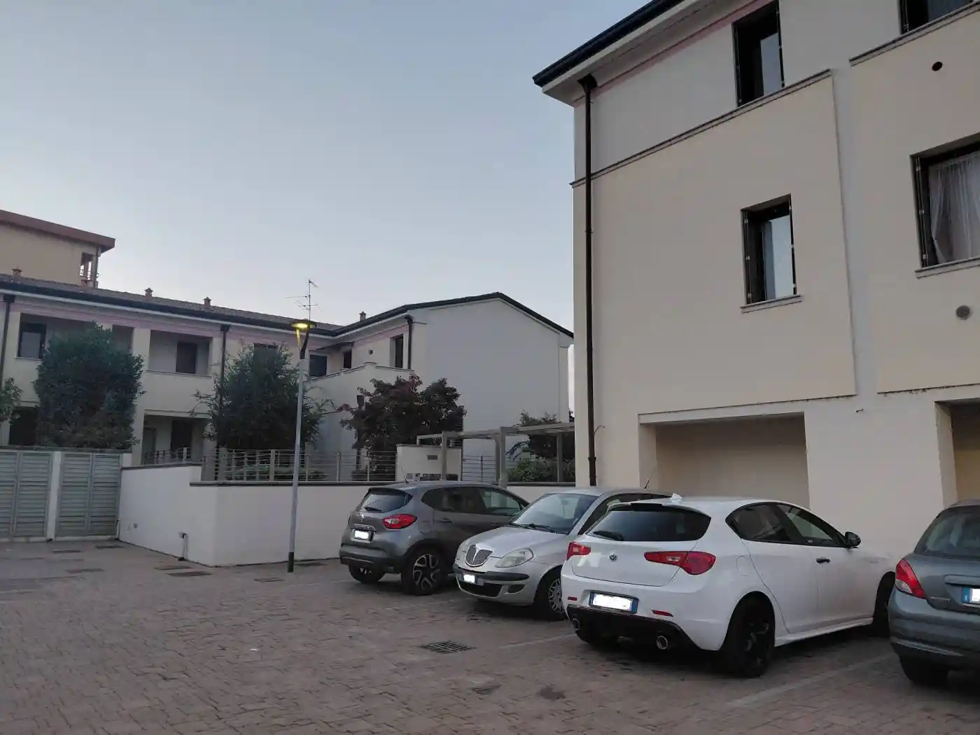 Appartamento in vendita a Castelvetro Piacentino