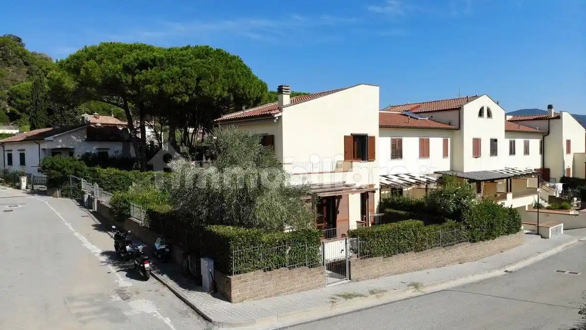 Appartamento in vendita a Campo nell'Elba