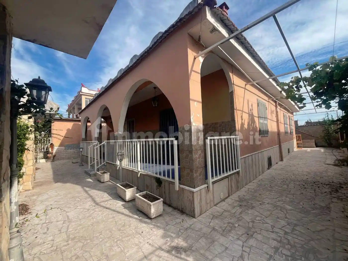 Villa in vendita a Castel Volturno