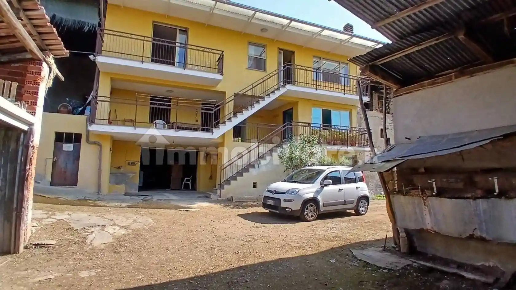 Casa indipendente in vendita a Colleretto Castelnuovo