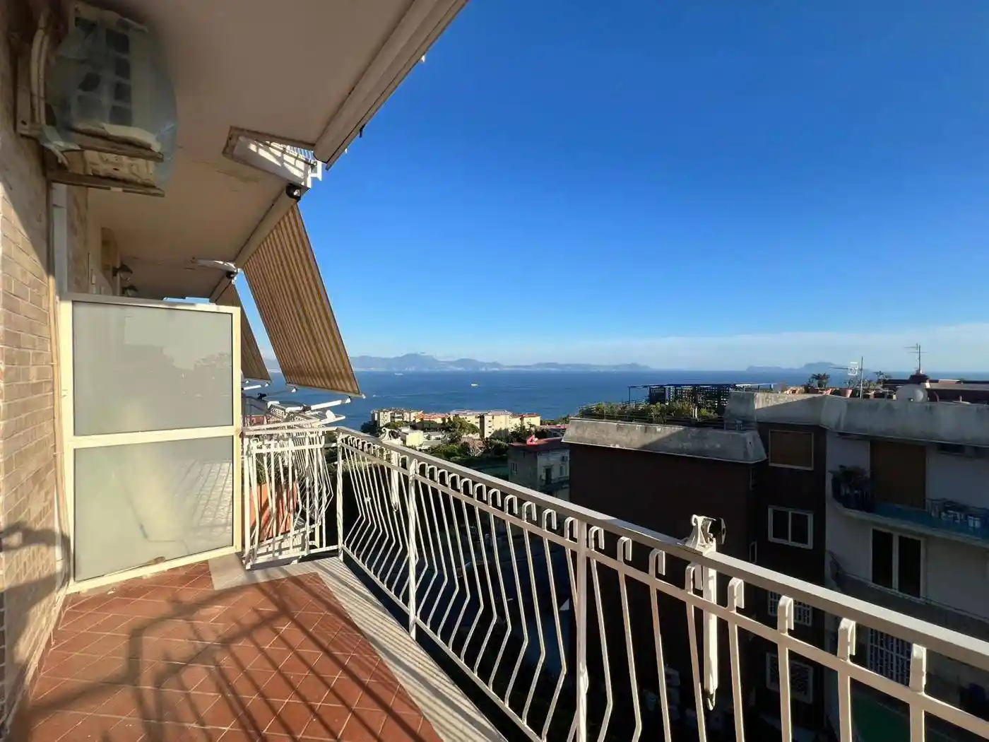 Appartamento in affitto a Napoli