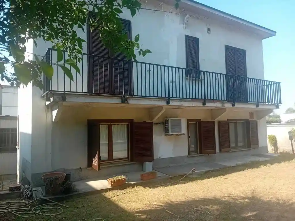 Villa in vendita a Vigevano