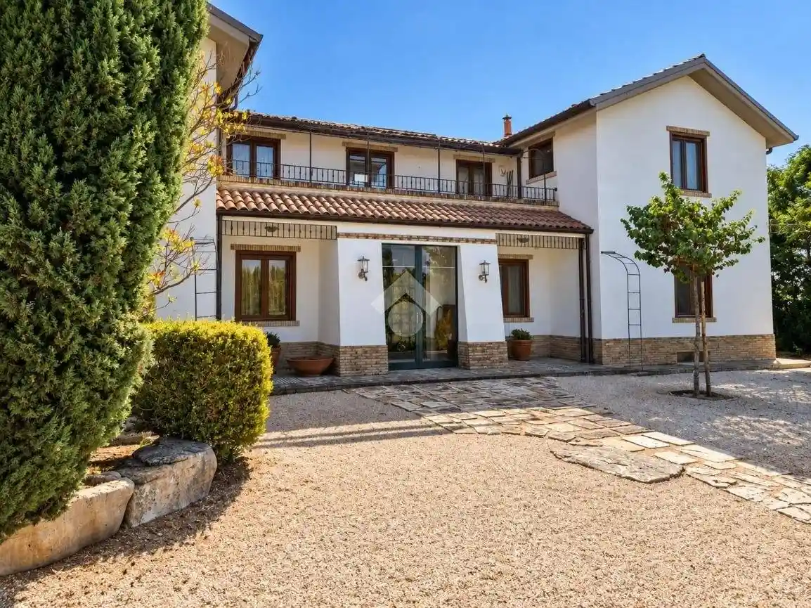 Villa in vendita a Lucera