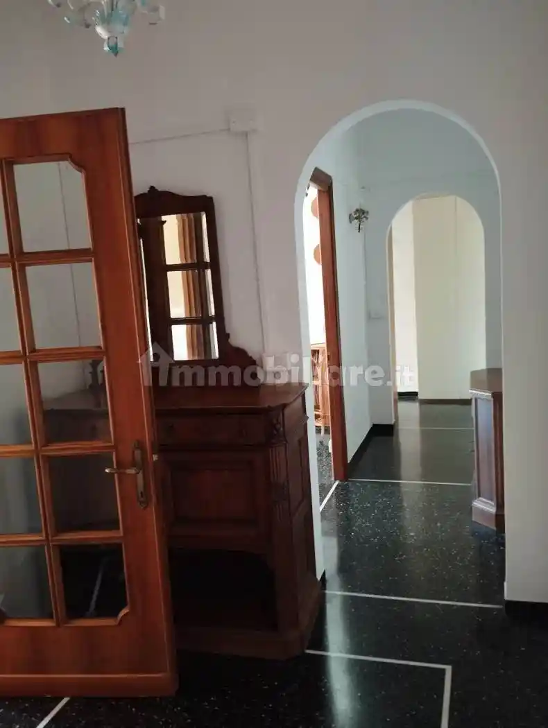 Appartamento in vendita a Genova