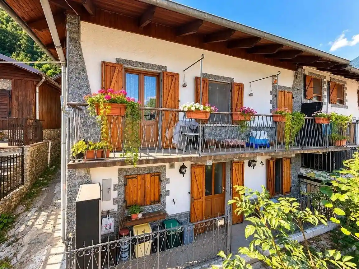 Casa indipendente in vendita a Villar Focchiardo