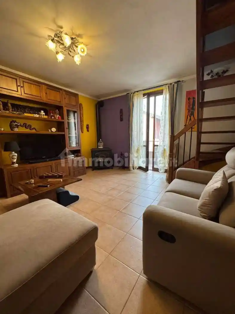 Appartamento in vendita a Bornasco