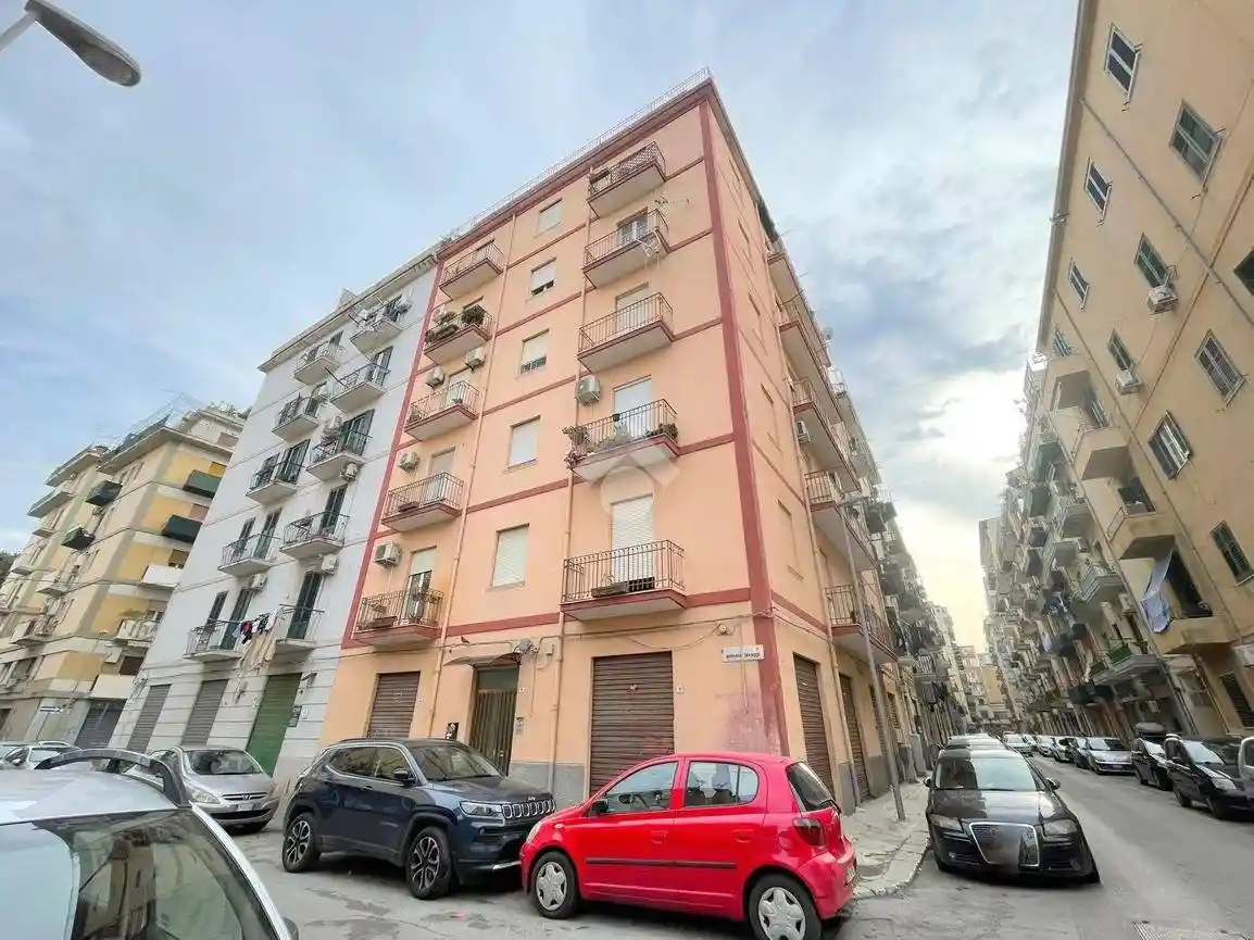 Appartamento in vendita a Palermo