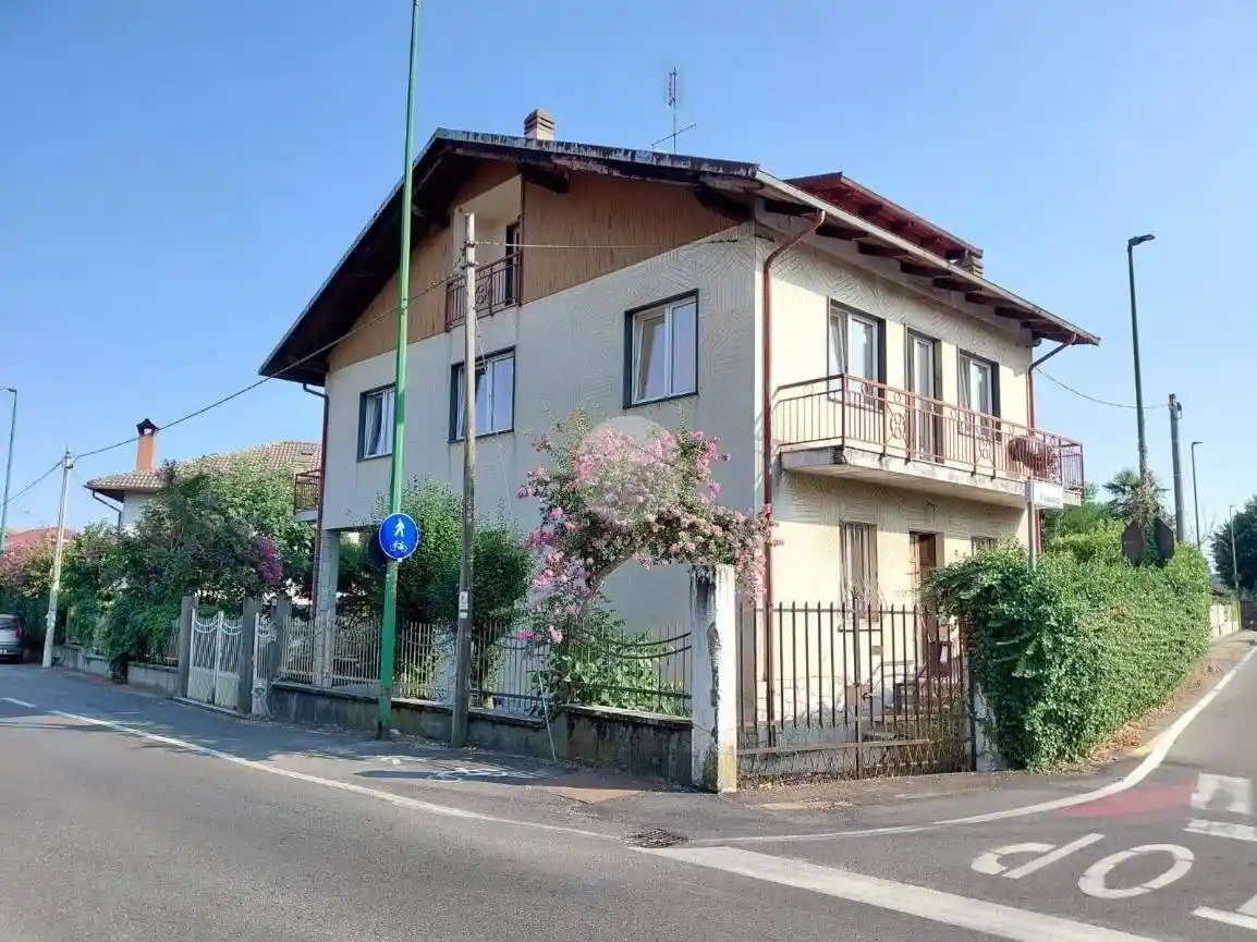 Villa in vendita a Bruino