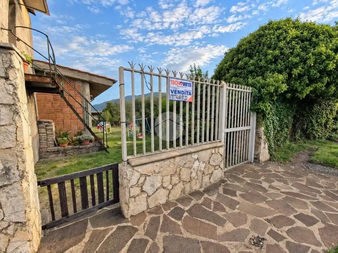 Rustico - Casale in vendita a Castel Madama
