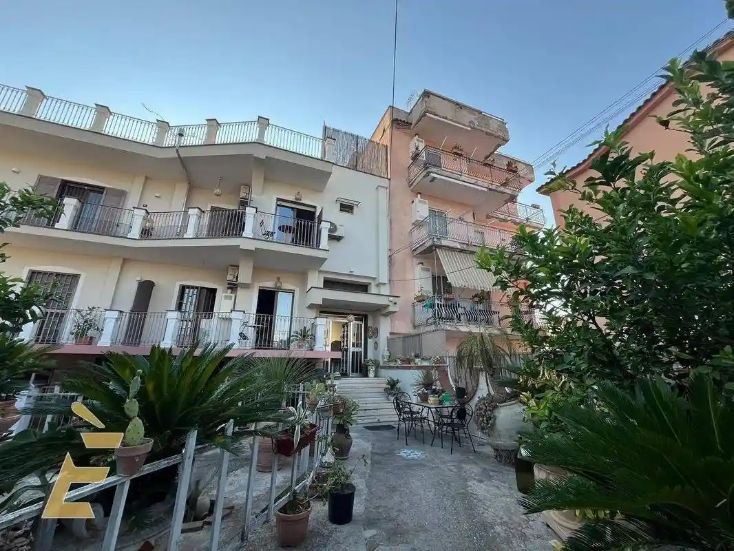 Loft in affitto a Castellammare di Stabia