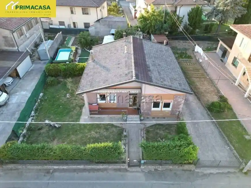 Casa indipendente in vendita a Zimella