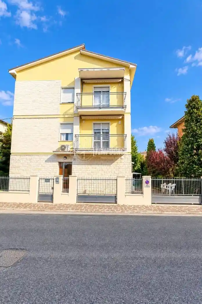 Appartamento in vendita a Modena
