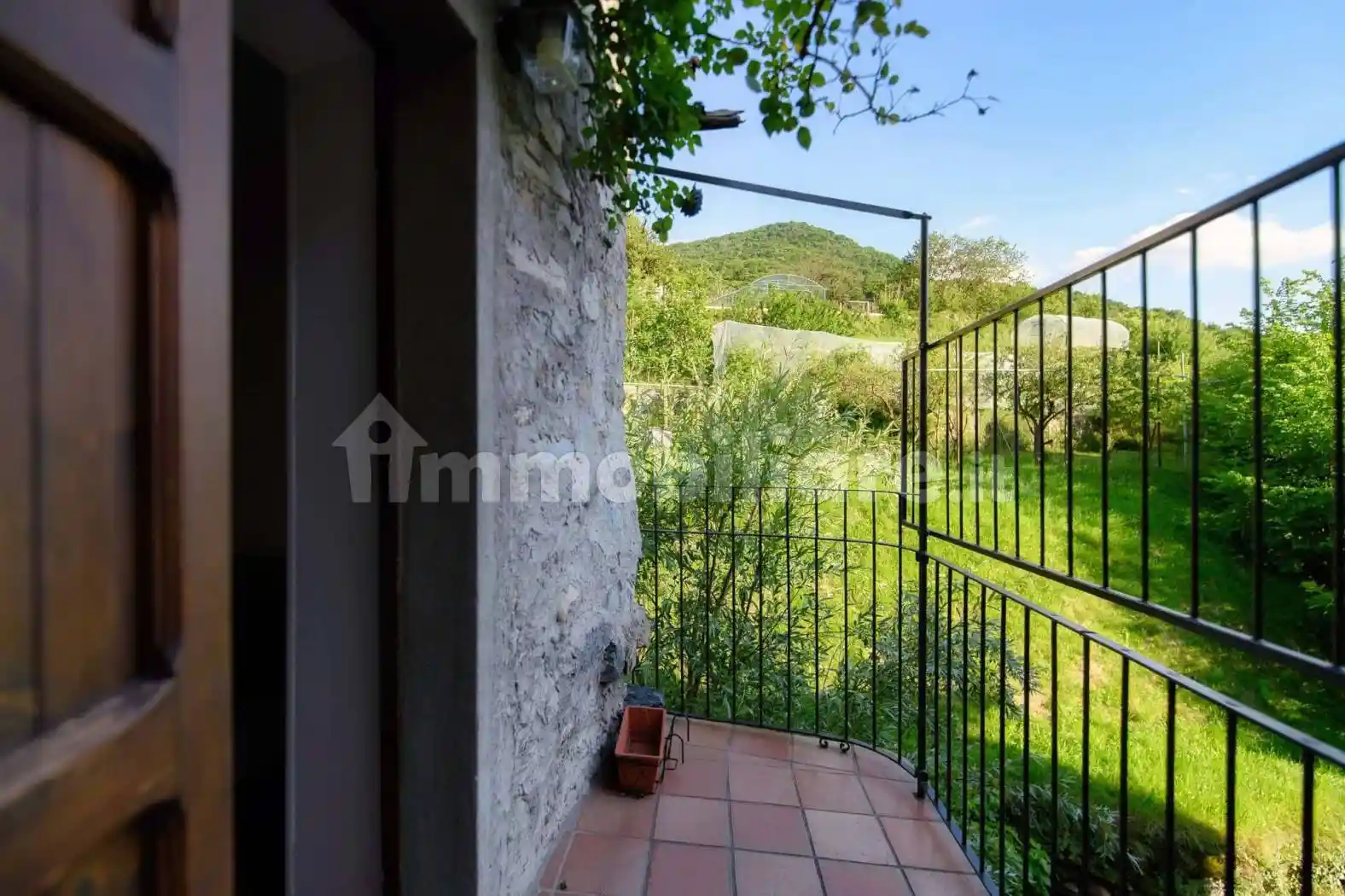 Appartamento in affitto a Nesso