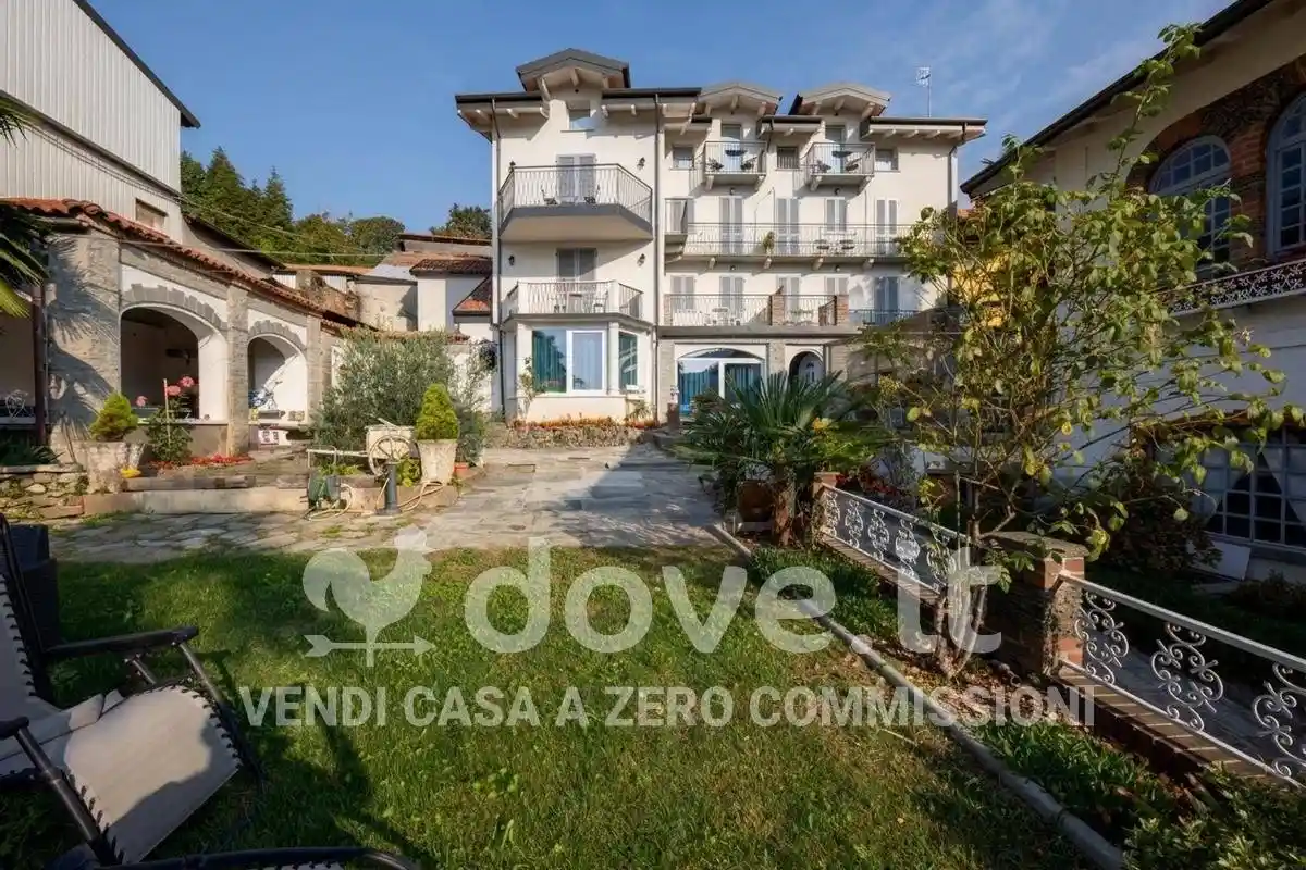Casa indipendente in vendita a Brovello-Carpugnino