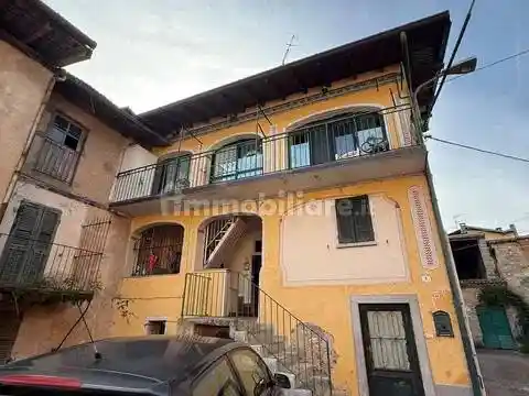 Appartamento in vendita a Ferrera di Varese