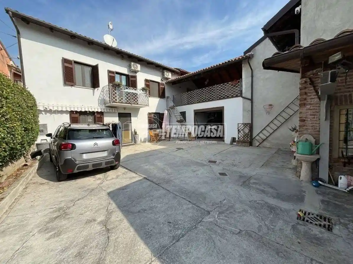 Casa indipendente in vendita a Coniolo