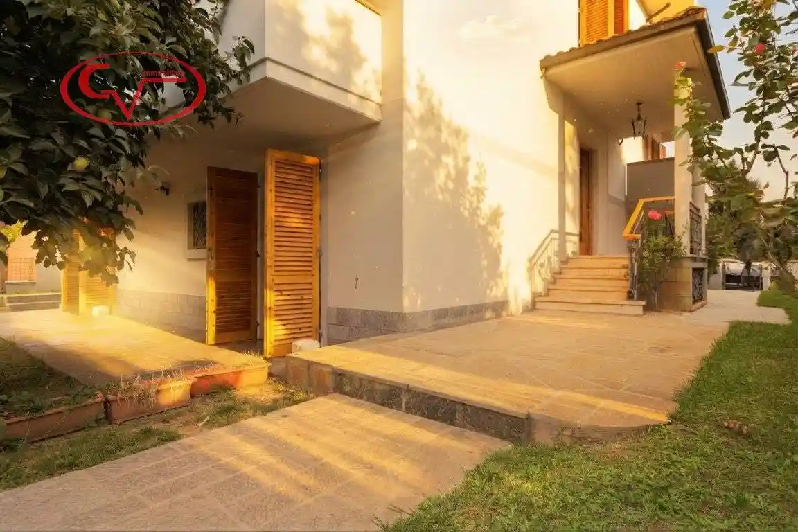 Villa in vendita a Montevarchi
