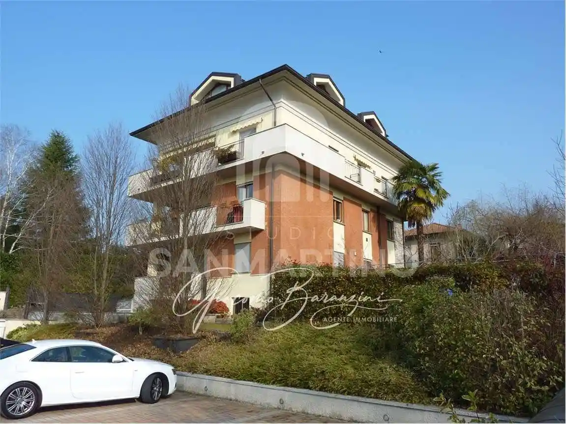 Appartamento in affitto a Varese