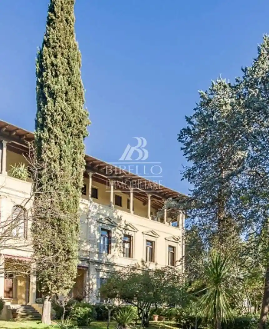 Villa in vendita a Firenze