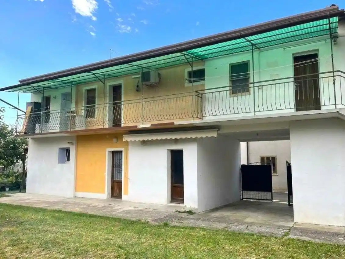 Casa indipendente in vendita a Aviano