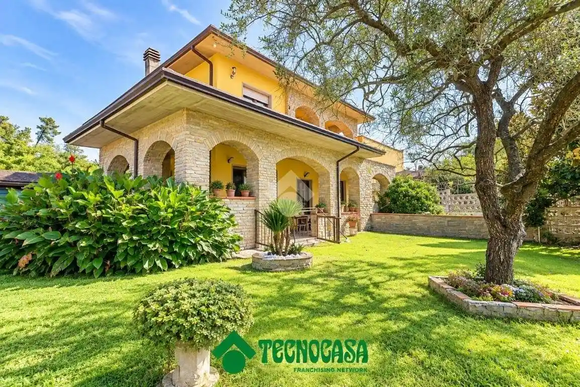 Casa indipendente in vendita a Bolano