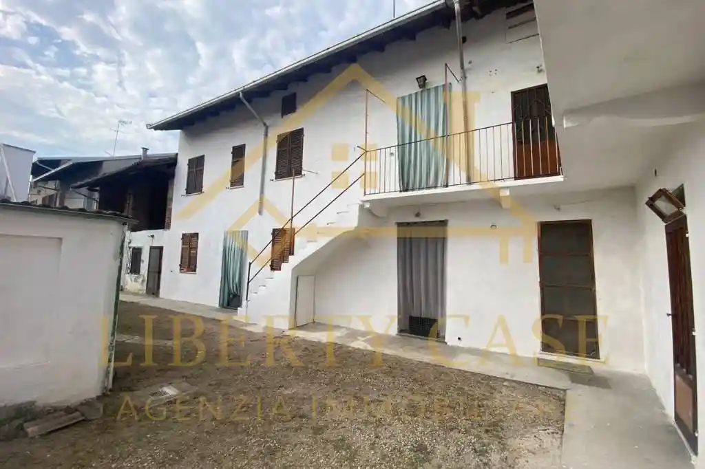 Casa indipendente in vendita a Caresana