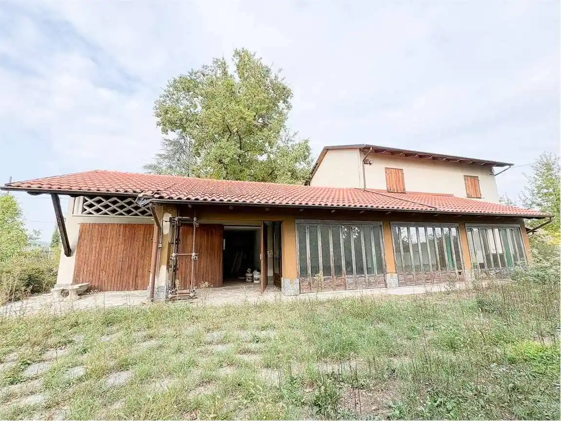 Casa indipendente in vendita a Dusino San Michele