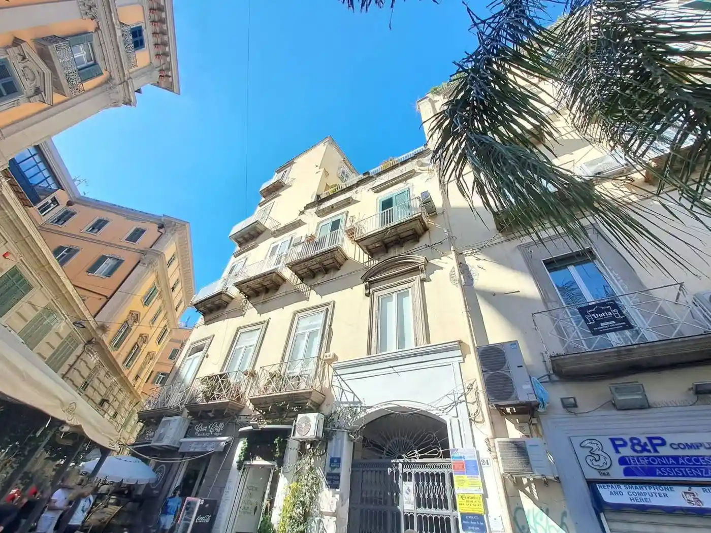 Appartamento in affitto a Napoli