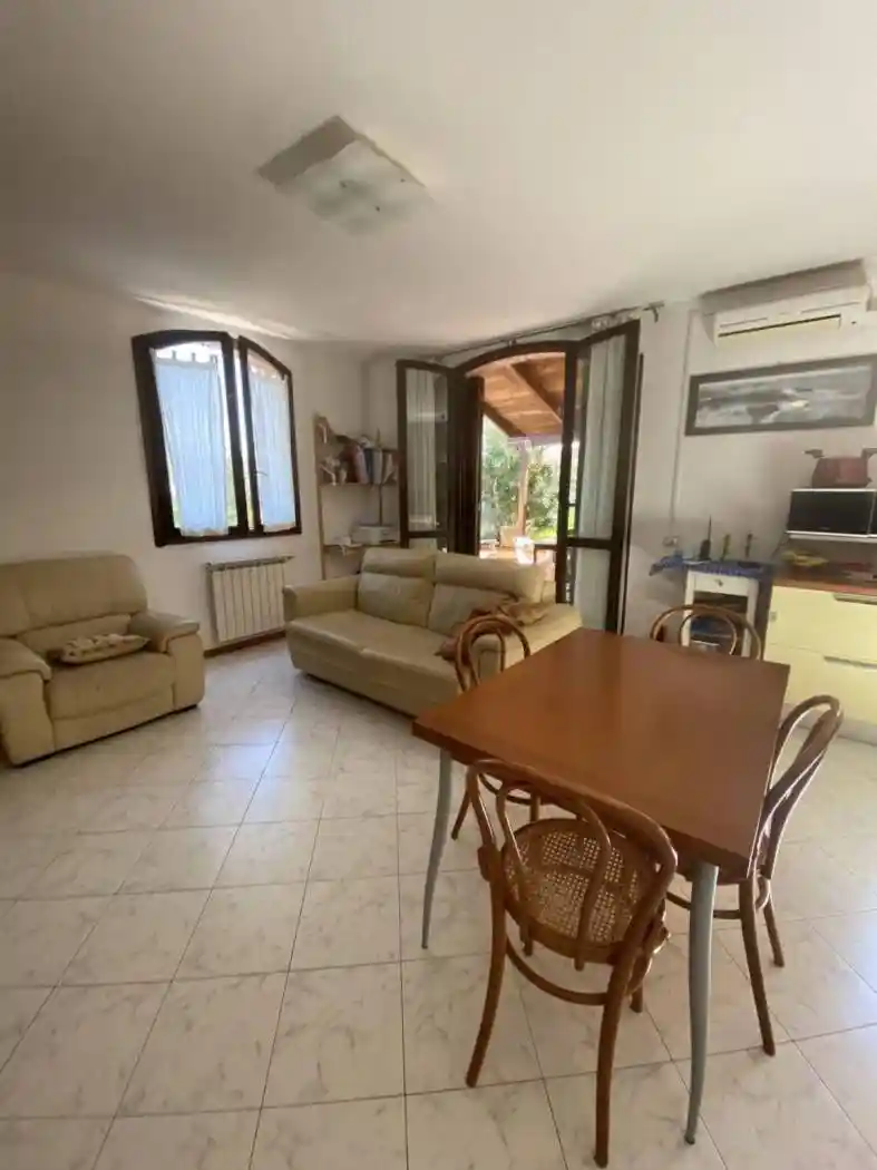 Appartamento in vendita a Ameglia