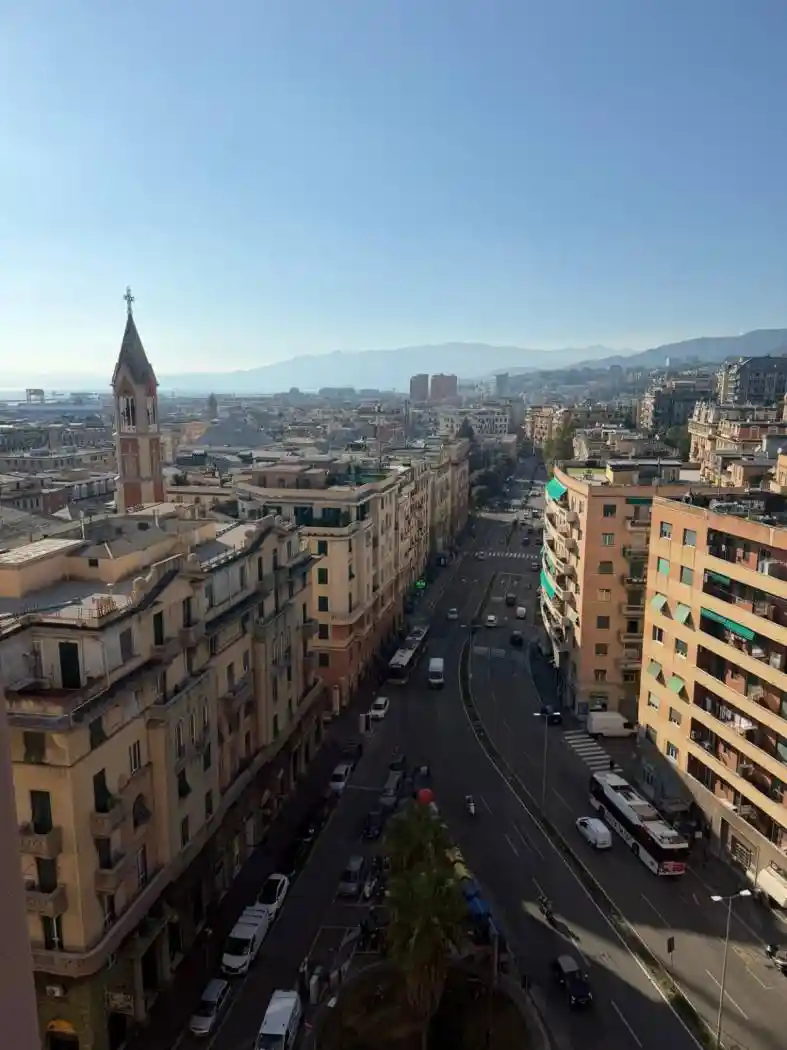 Appartamento in vendita a Genova
