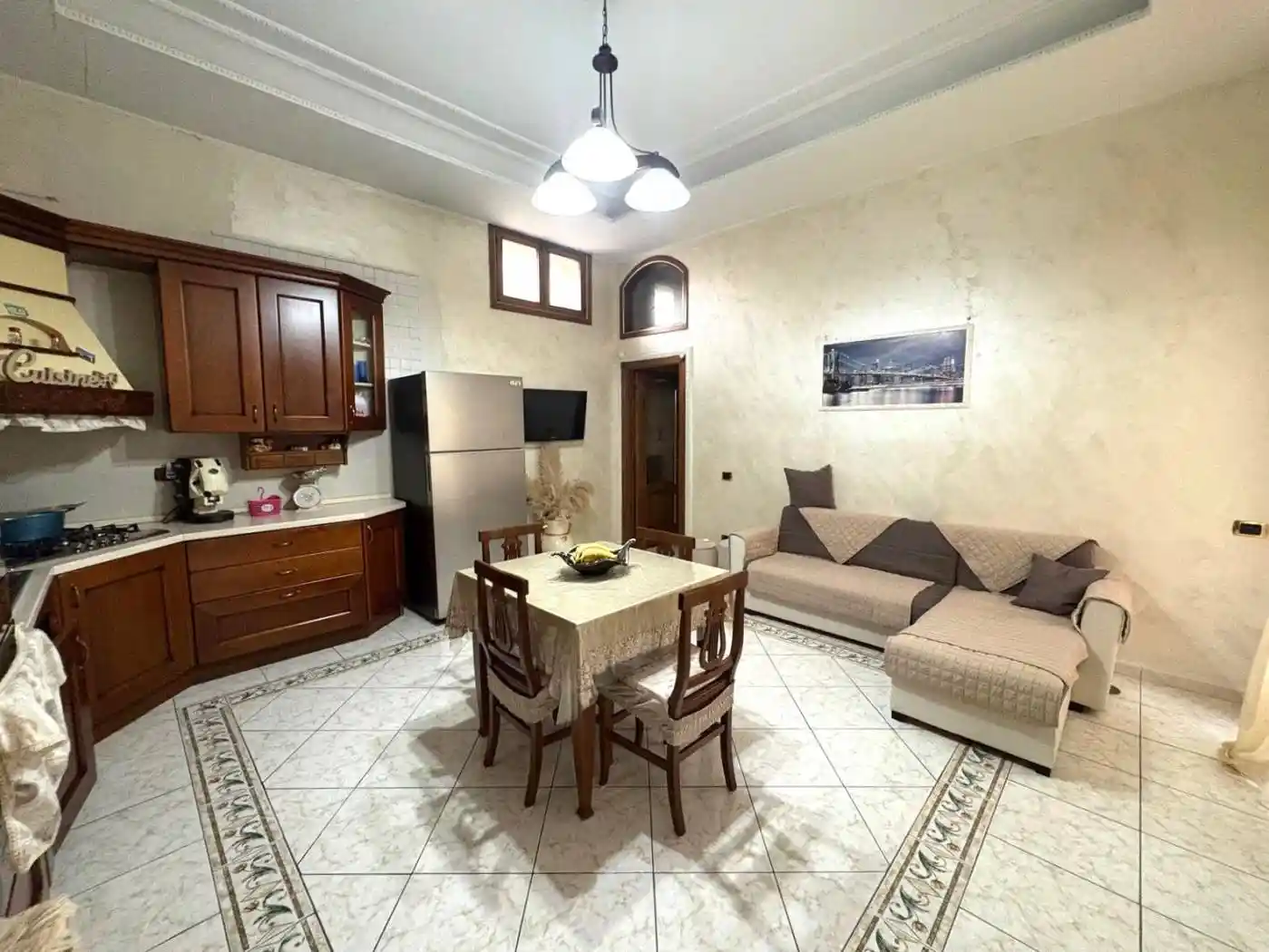 Appartamento in vendita a Napoli