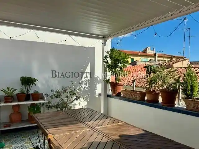 Appartamento in vendita a Livorno