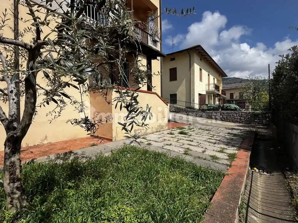 Appartamento in vendita a Cortona