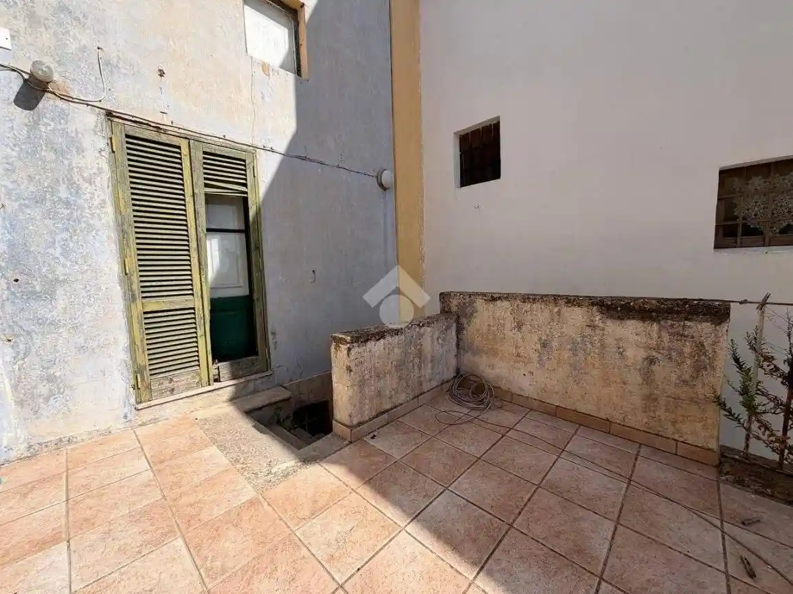 Palazzo - Edificio in vendita a Tuglie