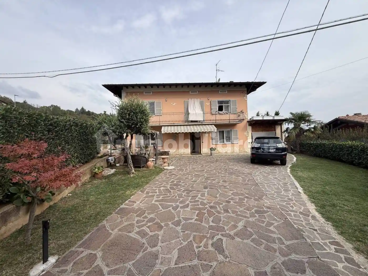 Villa in vendita a Serle