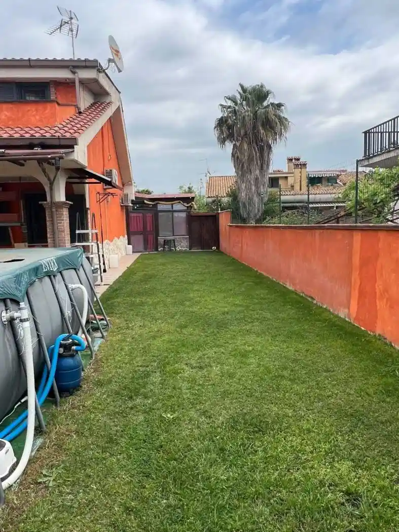 Villa in vendita a Ardea