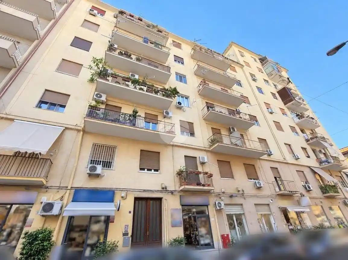 Appartamento in vendita a Palermo