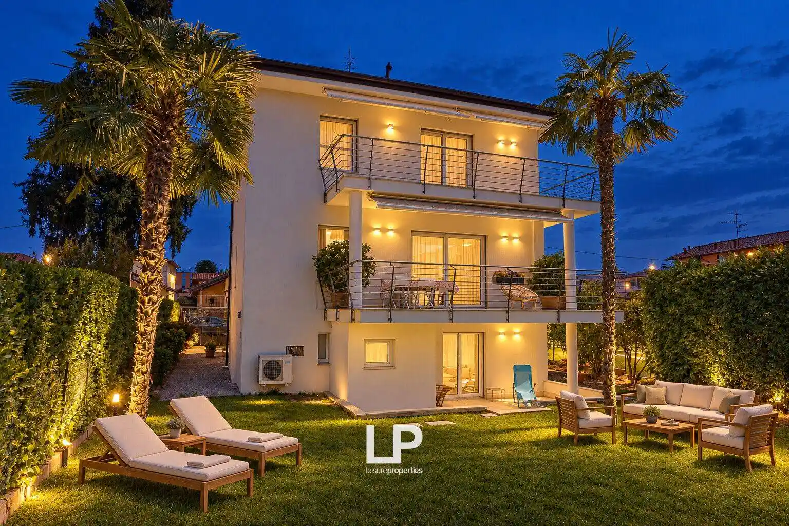 Villa in vendita a Varese