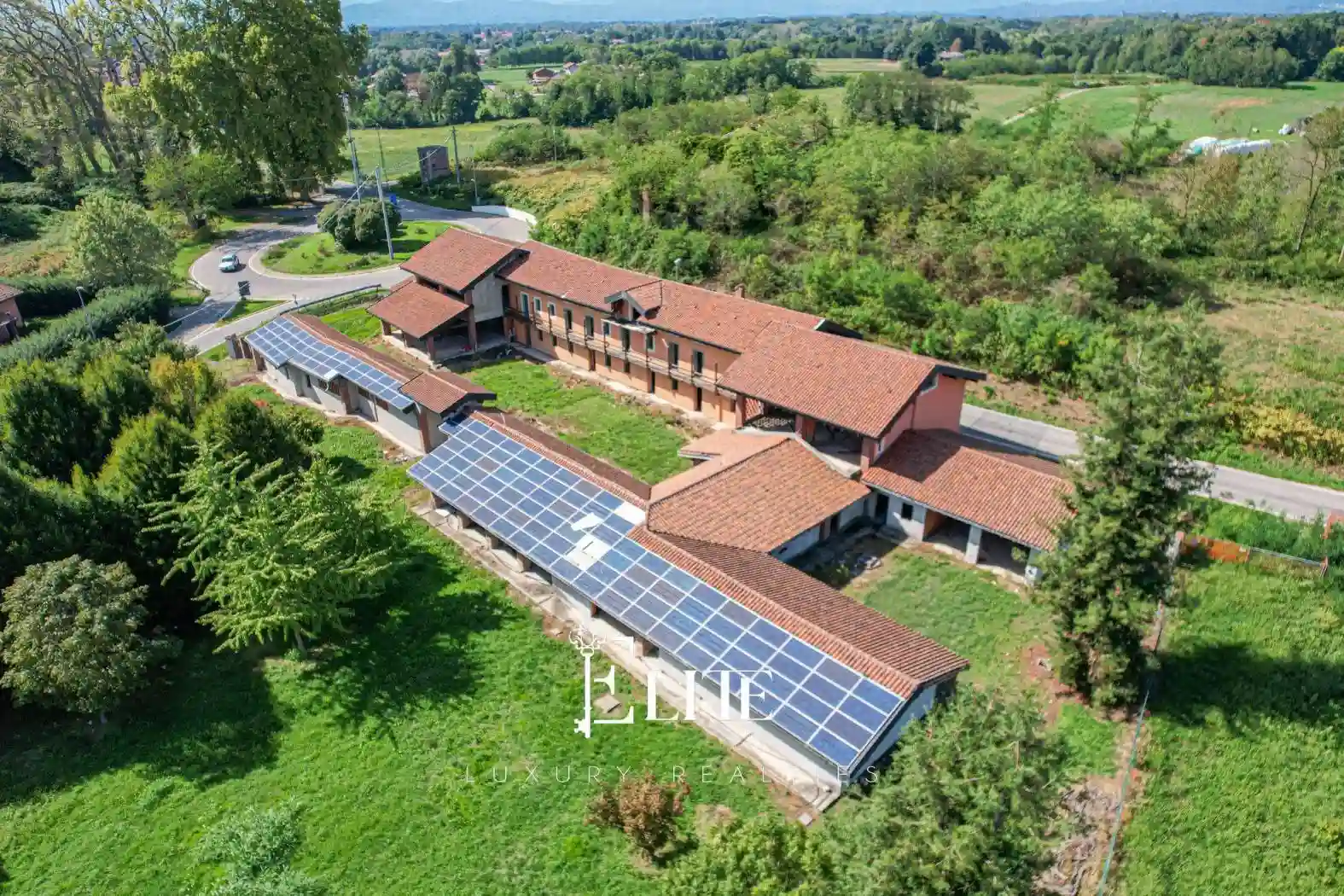 Villa - foto 2