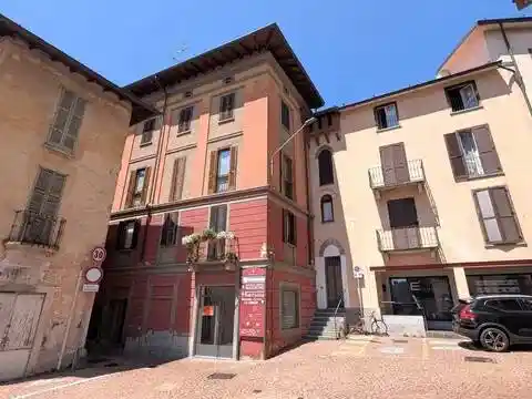 Appartamento in vendita a Luino