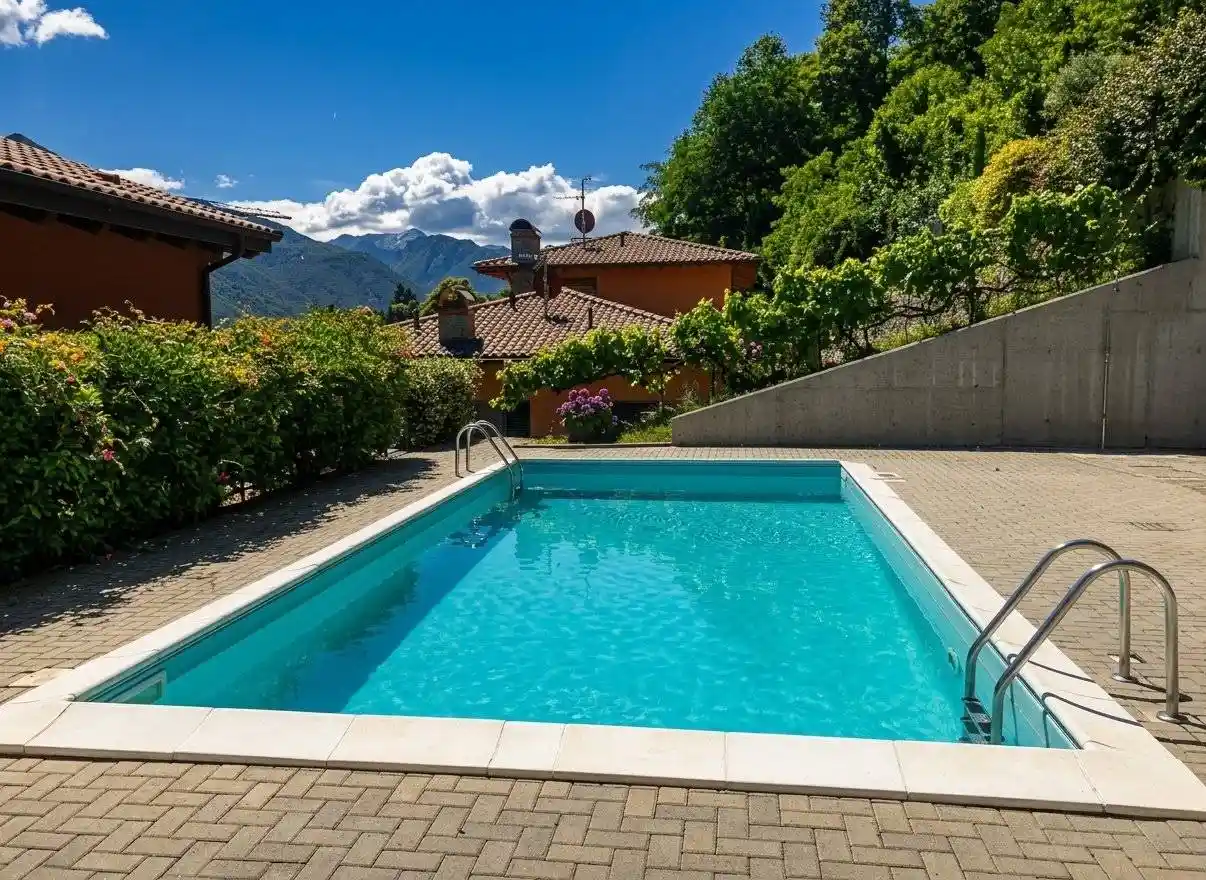 Appartamento in vendita a Pianello del Lario