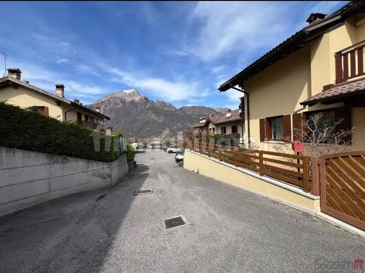 Villa in vendita a Ponte nelle Alpi