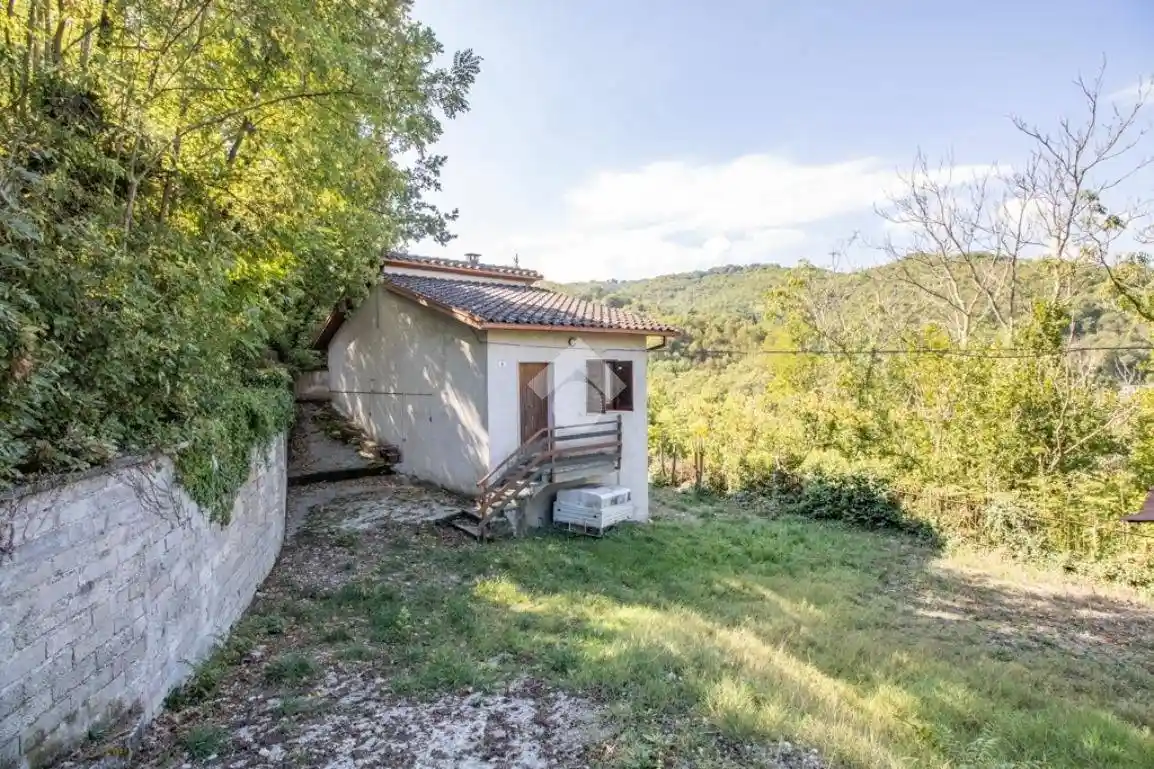 Casa indipendente in vendita a Rieti